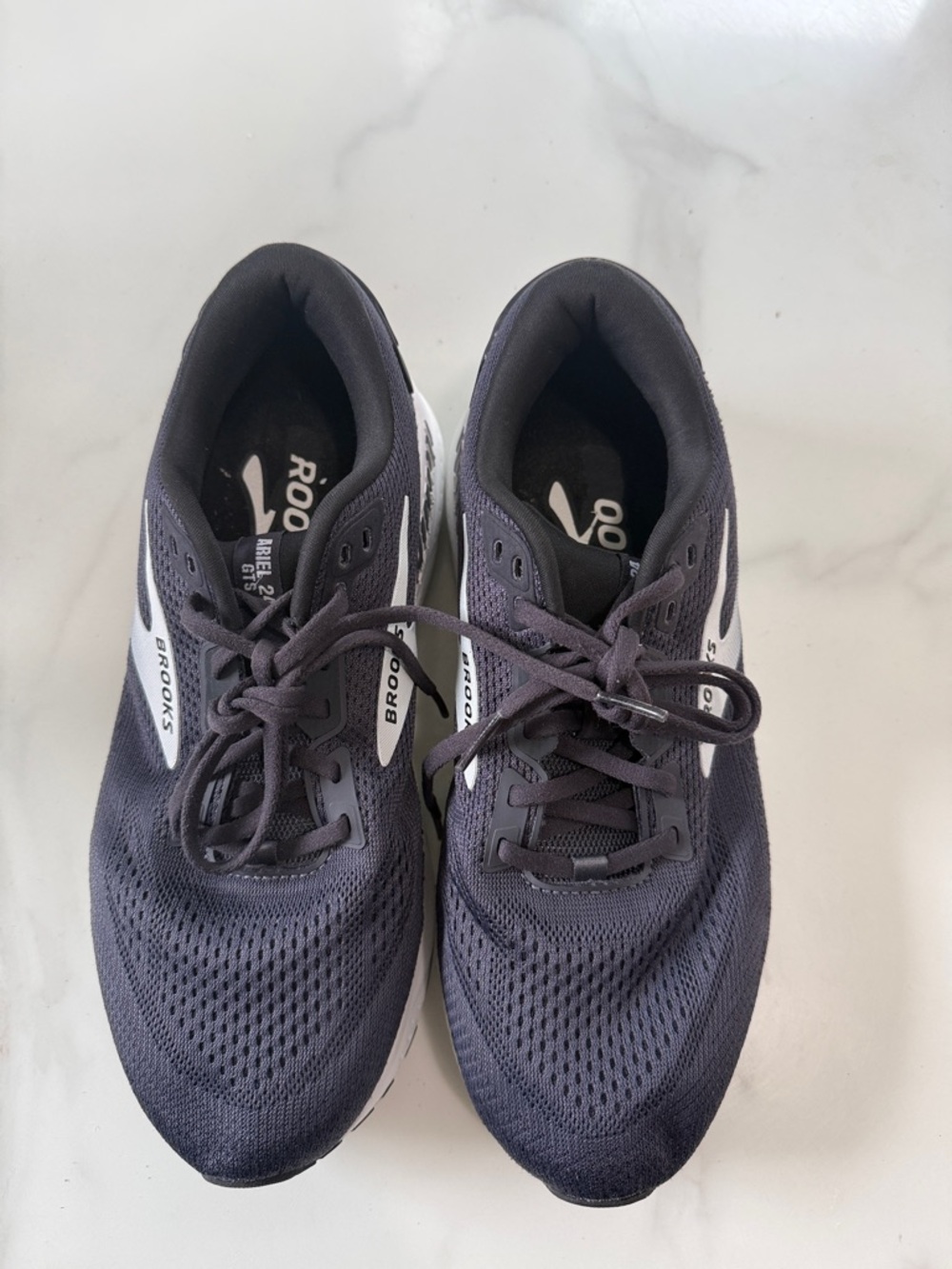 Brooks Ariel GTS Running Shoes - Black & White - Picture 5 of 11